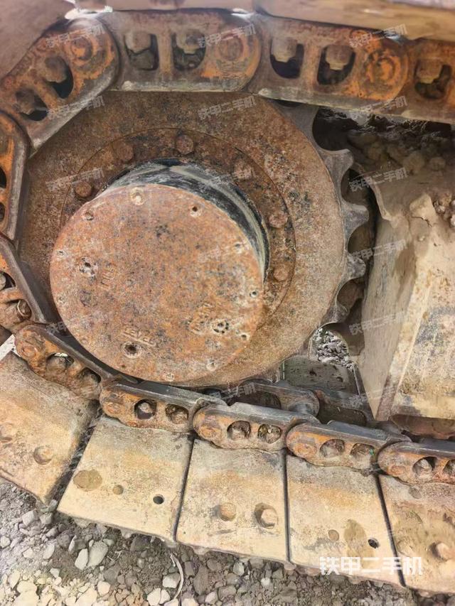 单侧履带整体（整机外观）