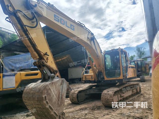 山東臨工E6205F挖掘機(jī)