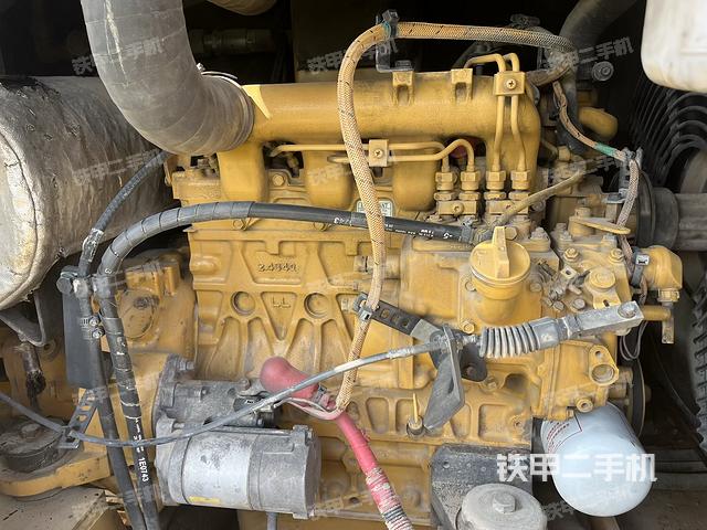 發(fā)動機(jī)整體俯視（整機(jī)外觀）