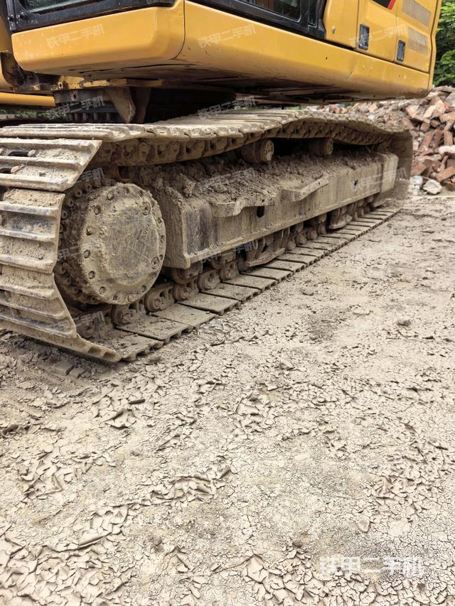 单侧履带整体（整机外观）