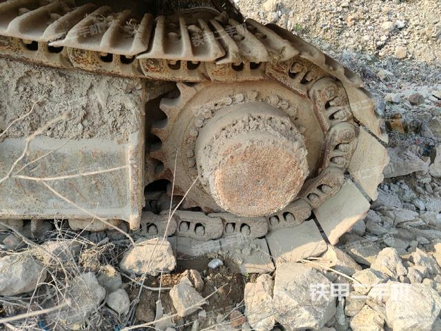 左驱动轮（行走机构）