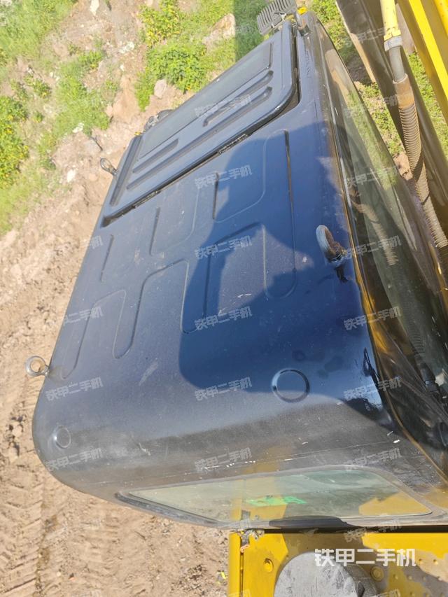 发动机室(上车部件) 发动机室(上车部件)