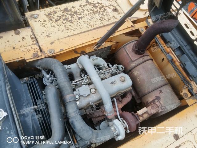 发动机室（上车部件）