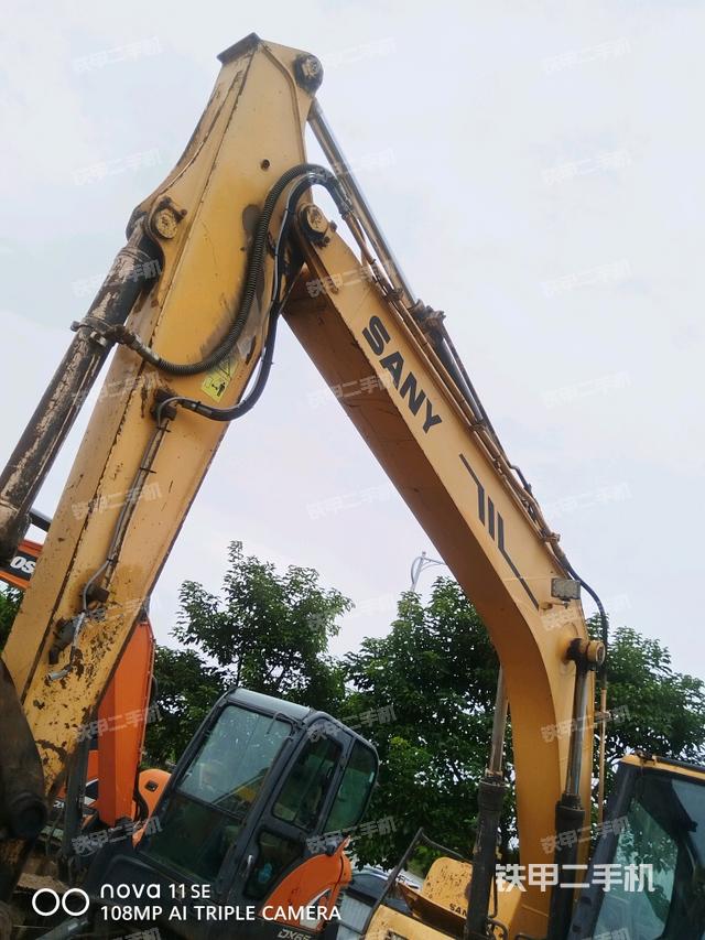 小臂整体左后（工作和回转装置）