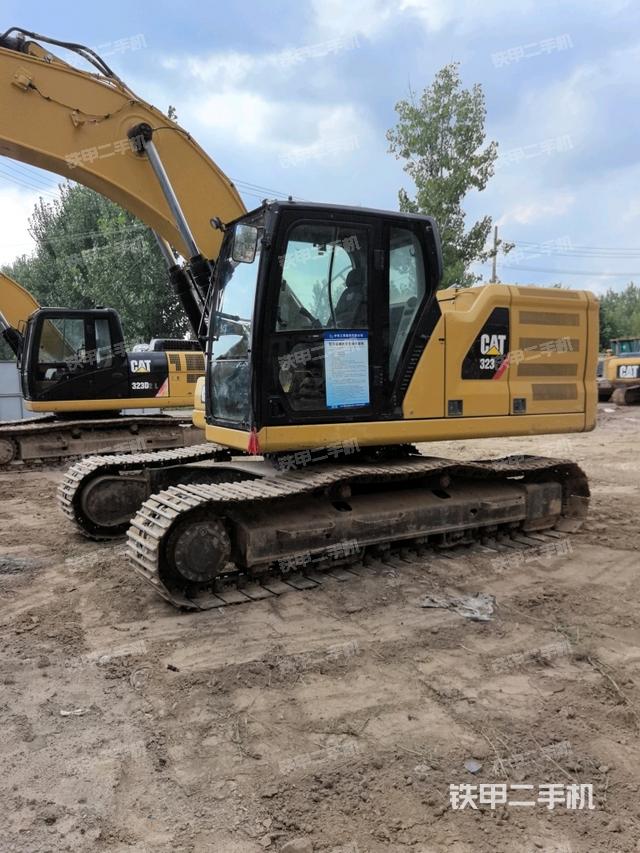 卡特彼勒新一代CAT?323 液壓挖掘機
