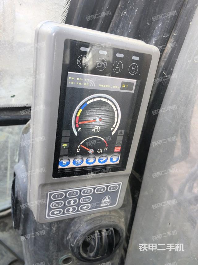 显示屏 （驾驶室部分）