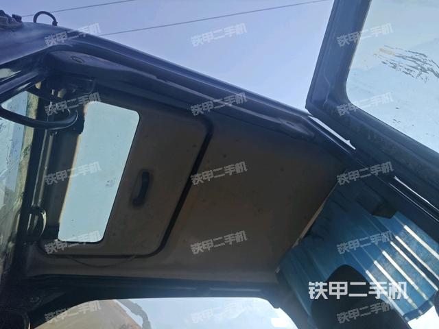 顶棚整体(驾驶室部分) 顶棚整体(驾驶室部分)