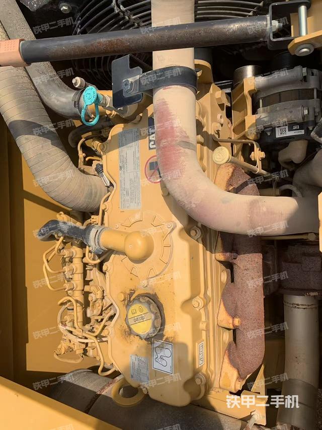 发动机整体俯视(整机外观) 发动机整体俯视(整机外观)