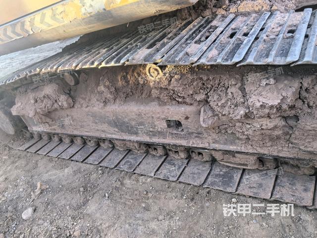 左侧行走马达盖板(行走机构) 左侧行走马达盖板(行走机构)