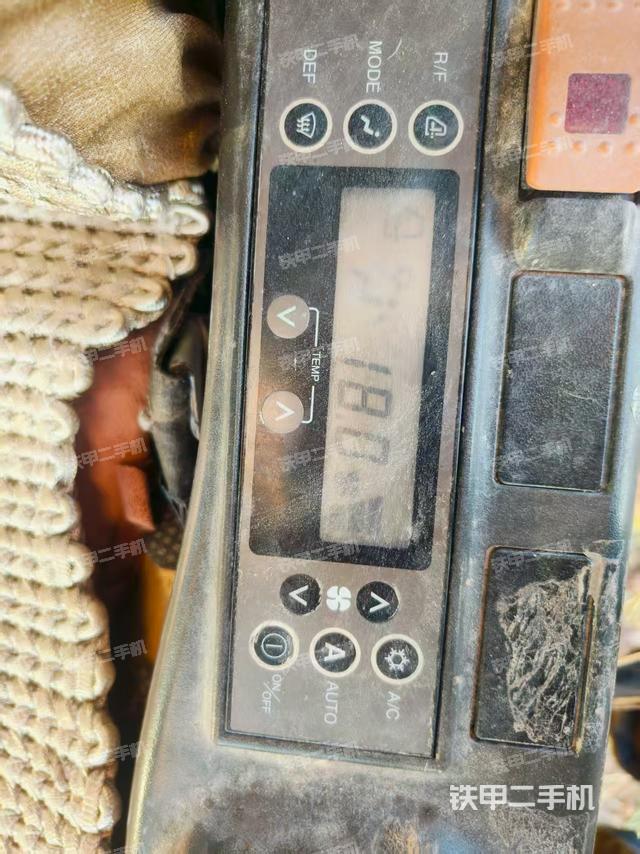 驾驶室整体（整机外观）