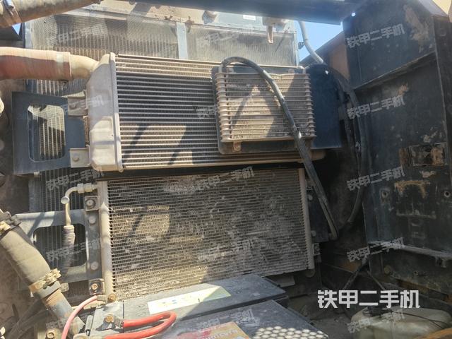 散熱器正面（大件艙室）