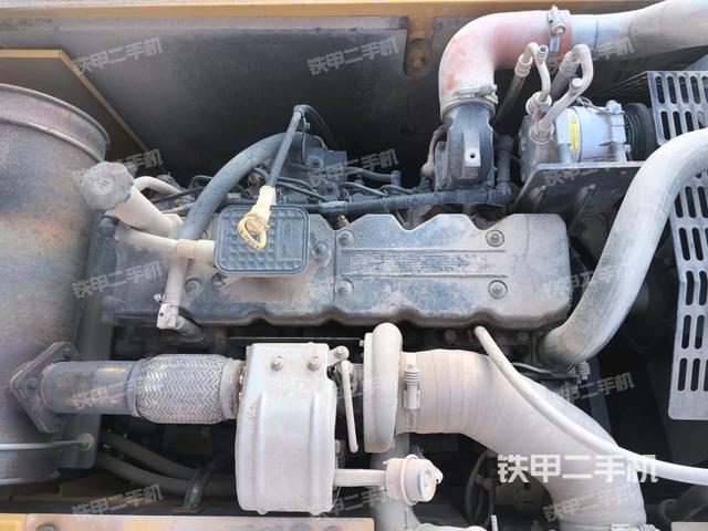 增压器特写(上车部件) 增压器特写(上车部件)