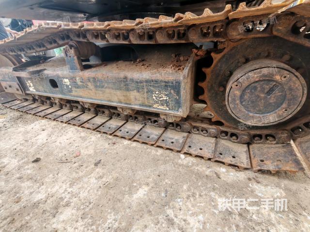 单侧履带整体（整机外观）