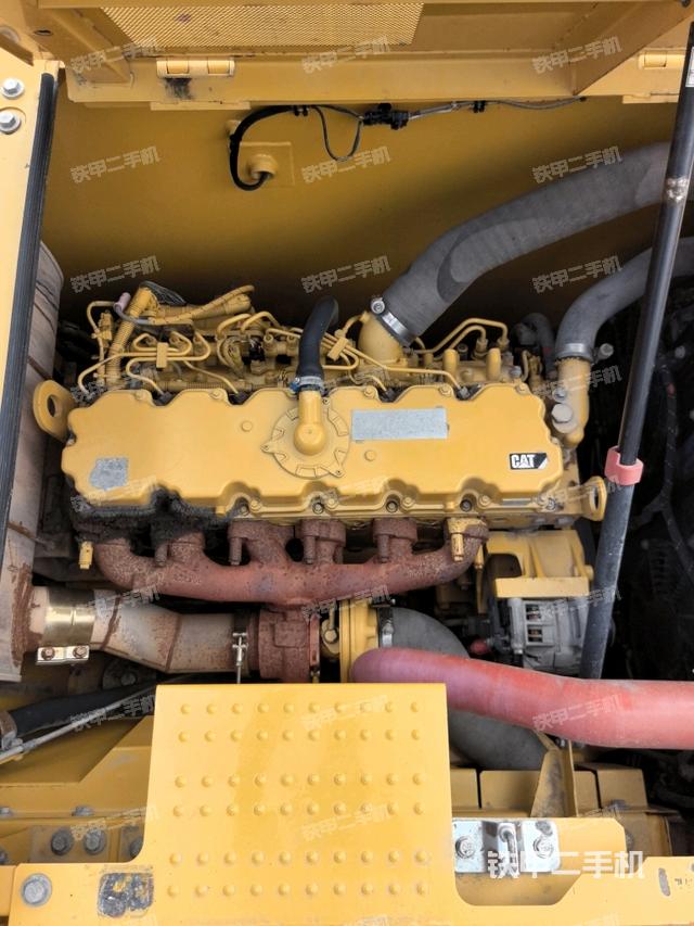 发动机整体俯视(整机外观) 发动机整体俯视(整机外观)