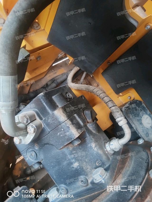 液压泵室(大件舱室) 液压泵室(大件舱室)