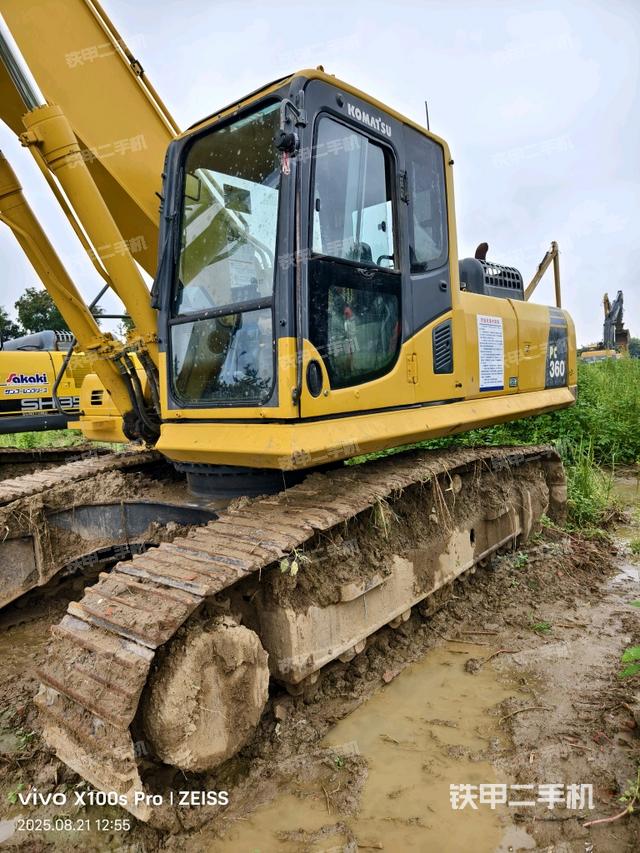 驾驶室整体（整机外观）