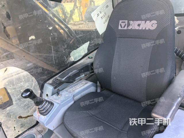 后窗玻璃角标(驾驶室部分) 后窗玻璃角标(驾驶室部分)