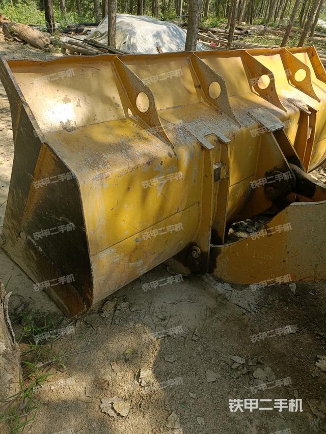 工作裝置整體（整機(jī)外觀及大件）