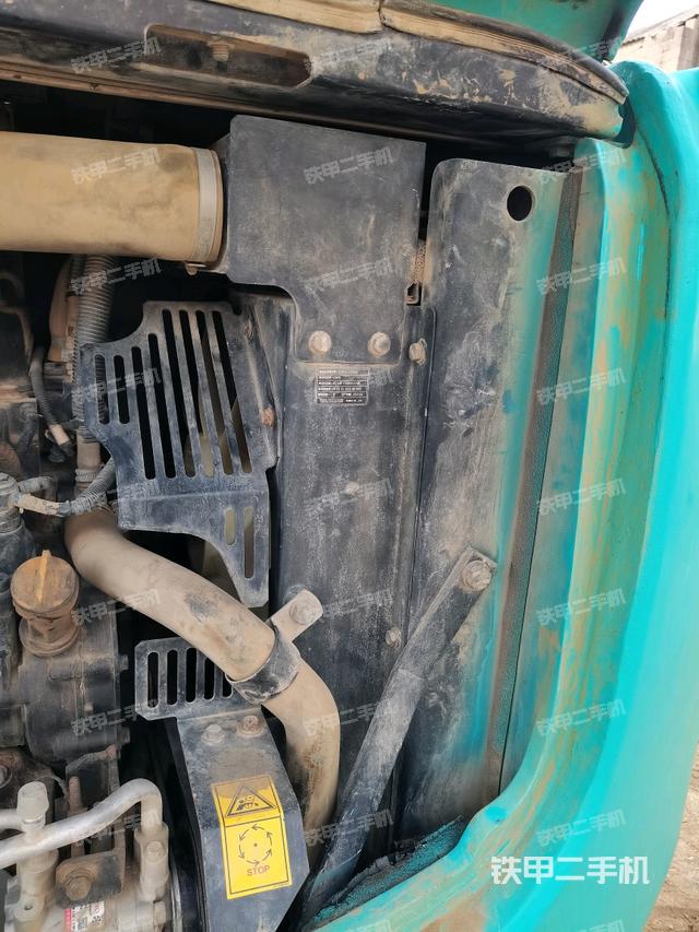 水箱+风扇特写(上车部件) 水箱+风扇特写(上车部件)