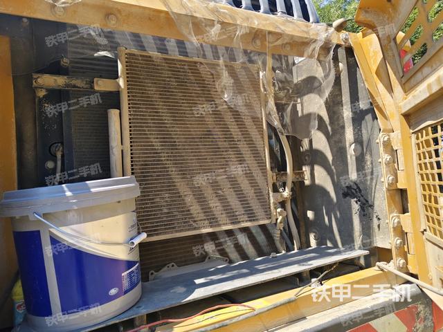 散熱器正面（大件艙室）