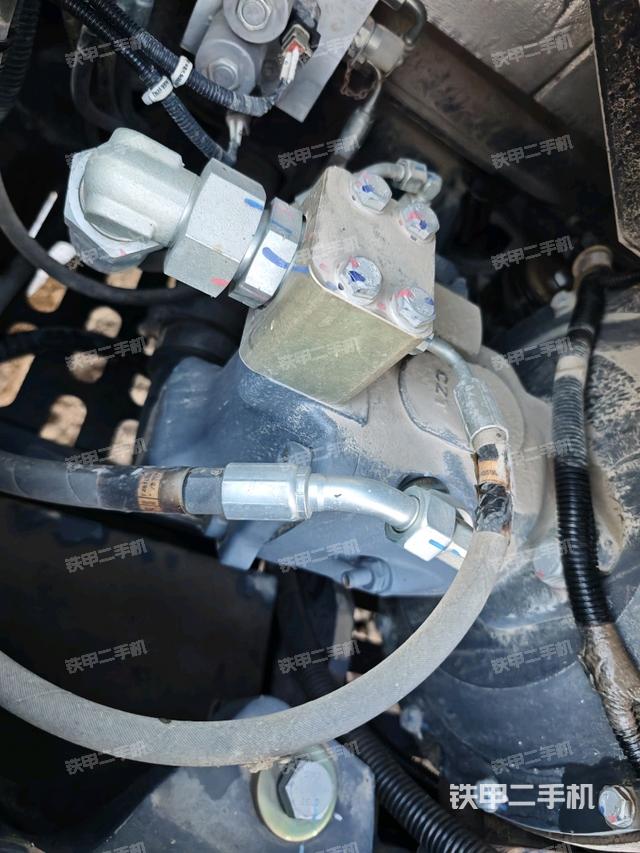 液压泵室（大件舱室）