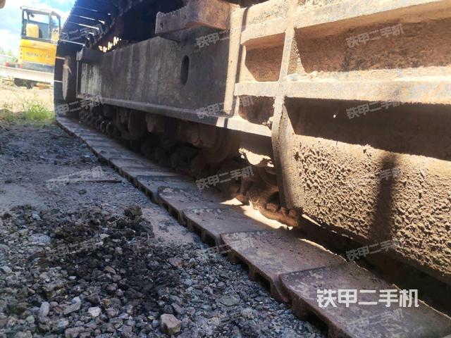 右侧行走马达盖板(行走机构) 右侧行走马达盖板(行走机构)