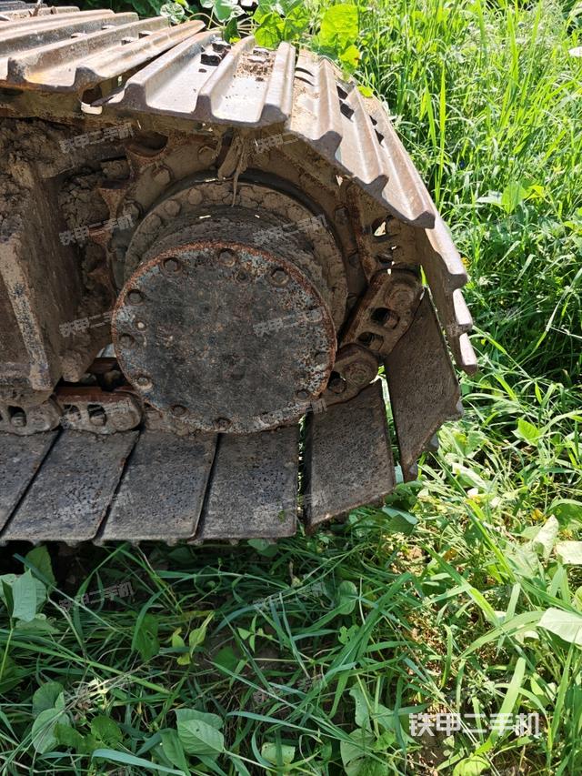 右驱动轮(行走机构) 右驱动轮(行走机构)