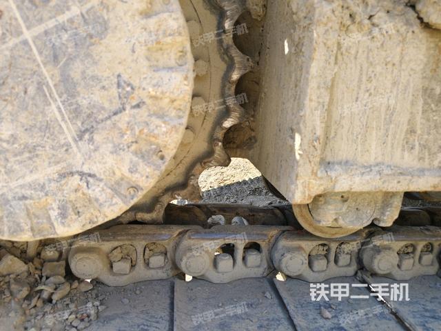 左驅(qū)動輪（行走機構）