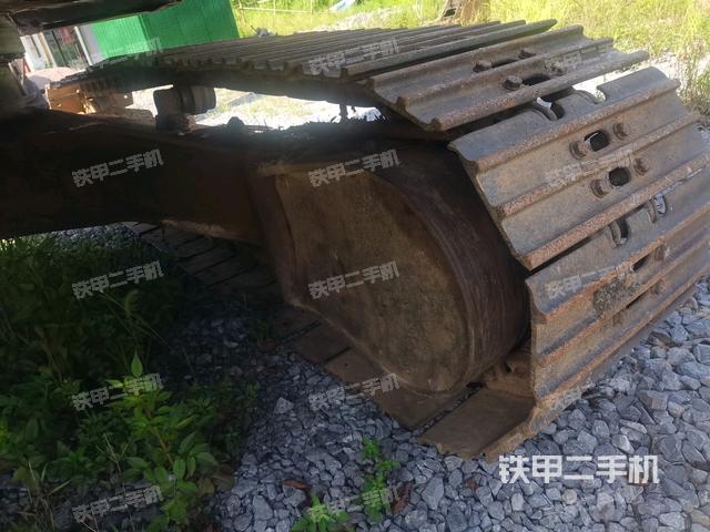 右侧行走马达盖板(行走机构) 右侧行走马达盖板(行走机构)