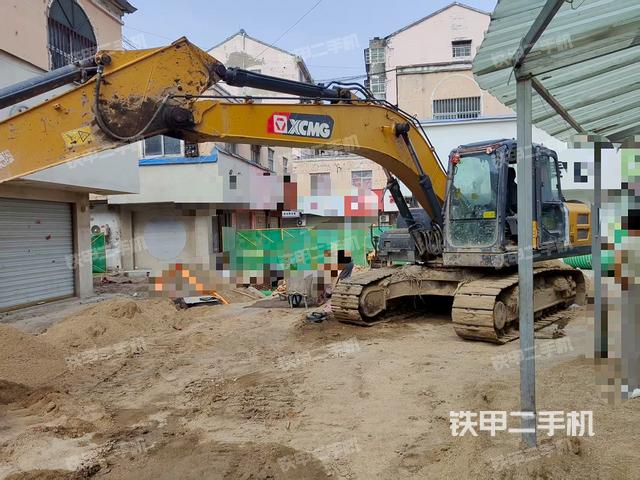 徐工XE205DA挖掘机