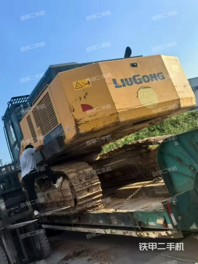 柳工CLG965EHD挖掘機(jī)