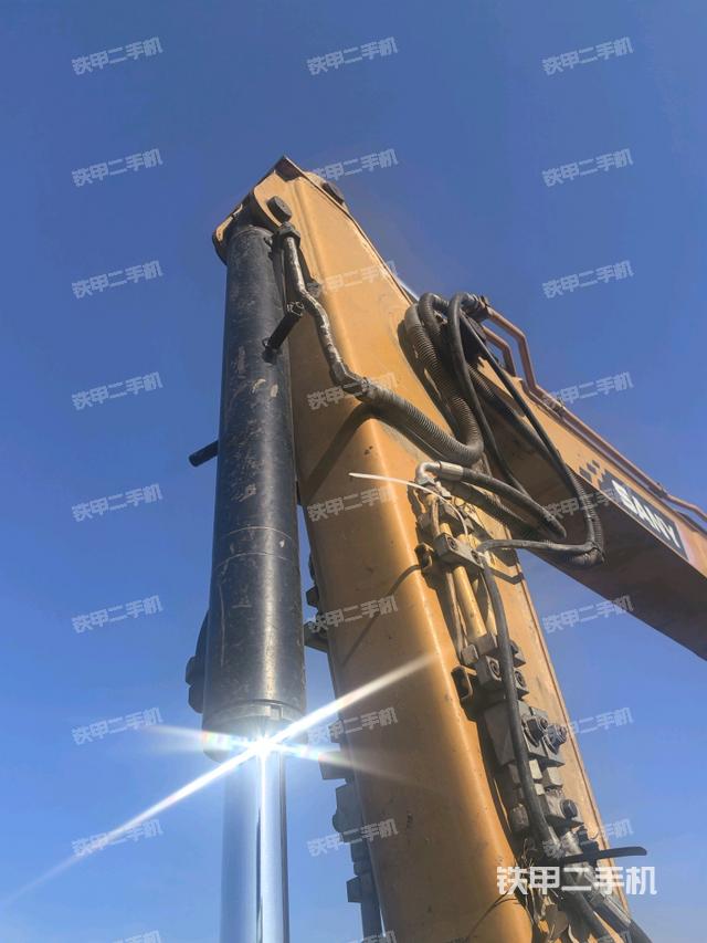 小臂整體右前（工作和回轉(zhuǎn)裝置）