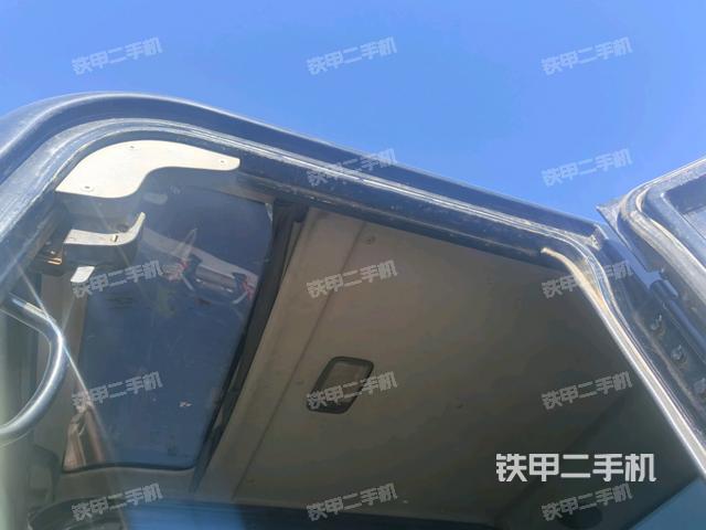 頂棚整體（駕駛室部分）