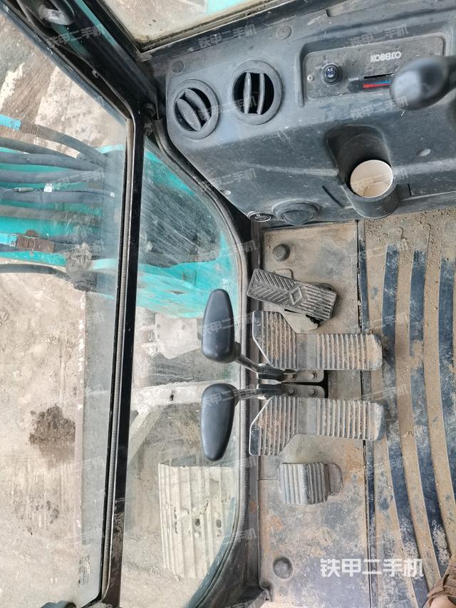 小时表(驾驶室部分) 小时表(驾驶室部分)