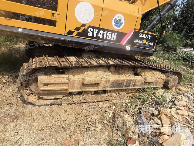 左侧履带整体 (行走机构) 左侧履带整体 (行走机构)