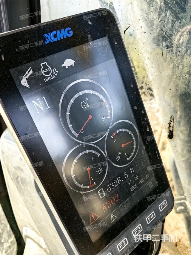 小时表(驾驶室部分) 小时表(驾驶室部分)