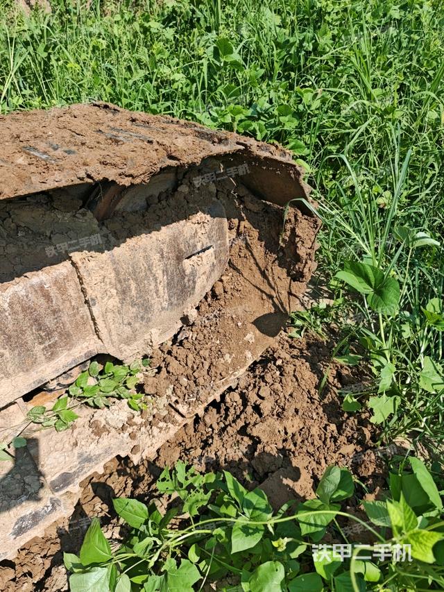 左侧行走马达盖板(行走机构) 左侧行走马达盖板(行走机构)