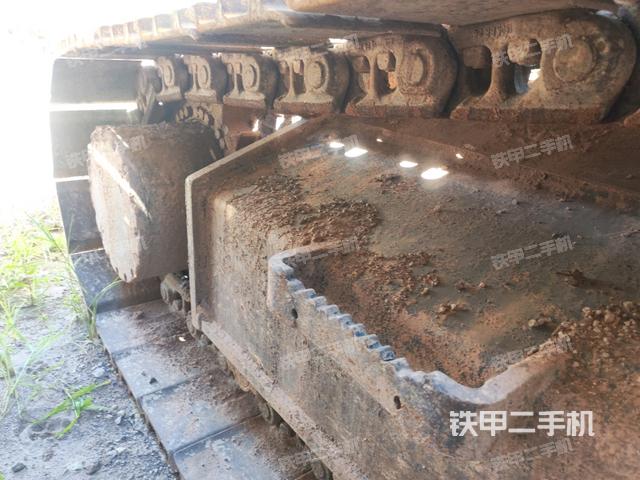 左驱动轮(行走机构) 左驱动轮(行走机构)