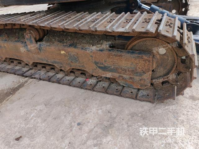 单侧履带整体（整机外观）