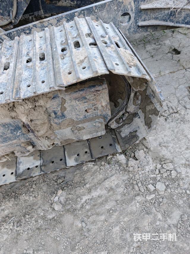 左侧行走马达盖板（行走机构）