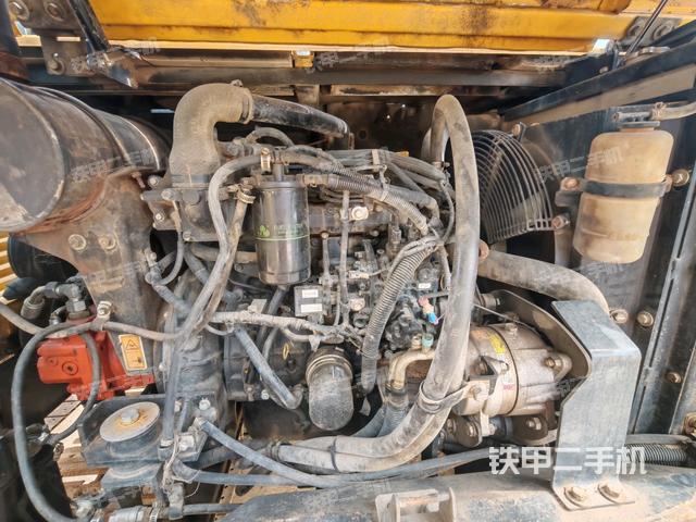 发动机整体俯视（整机外观）