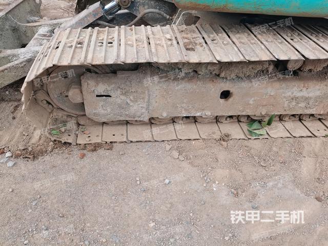 右导向轮(行走机构) 右导向轮(行走机构)