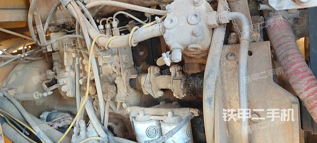 發(fā)動(dòng)機(jī)左側(cè)(整機(jī)外觀及大件) 發(fā)動(dòng)機(jī)左側(cè)(整機(jī)外觀及大件)