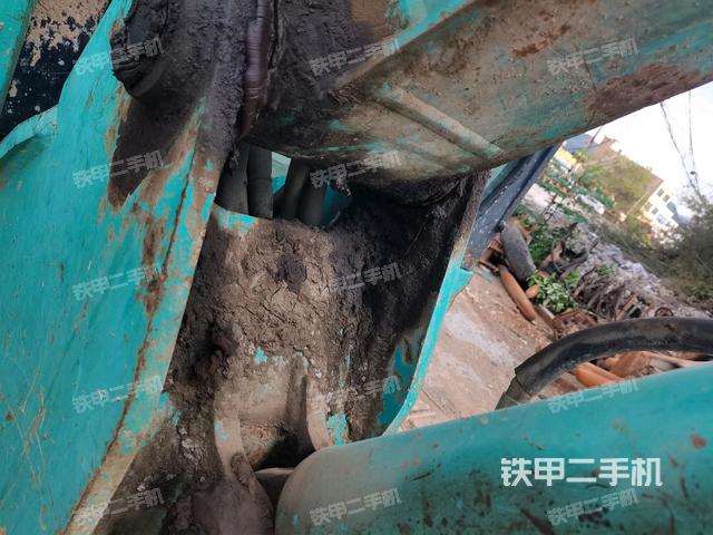 大臂根部 斜(工作和回转装置) 大臂根部 斜(工作和回转装置)