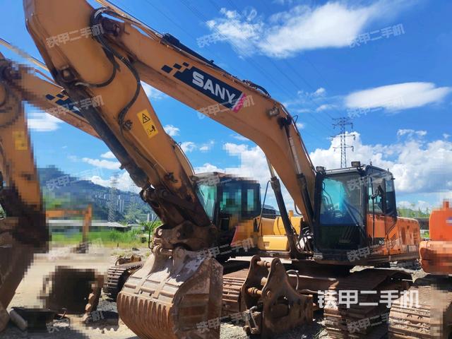 三一重工SY200C挖掘機(jī)