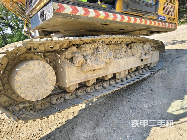 左側履帶整體?（行走機構）