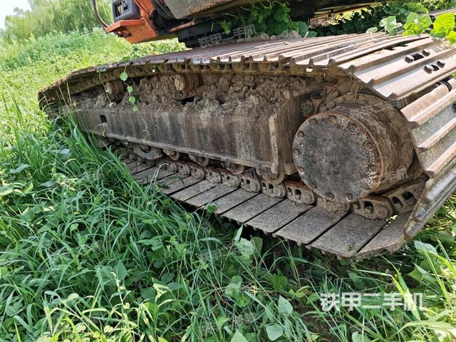 左驱动轮(行走机构) 左驱动轮(行走机构)