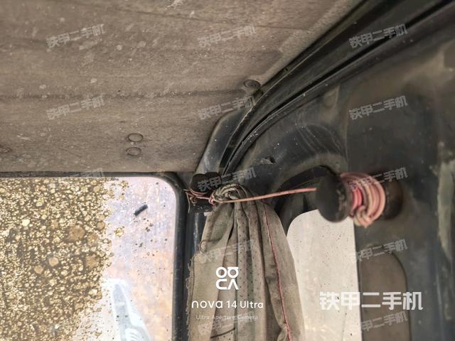 座椅后部（驾驶室部分）