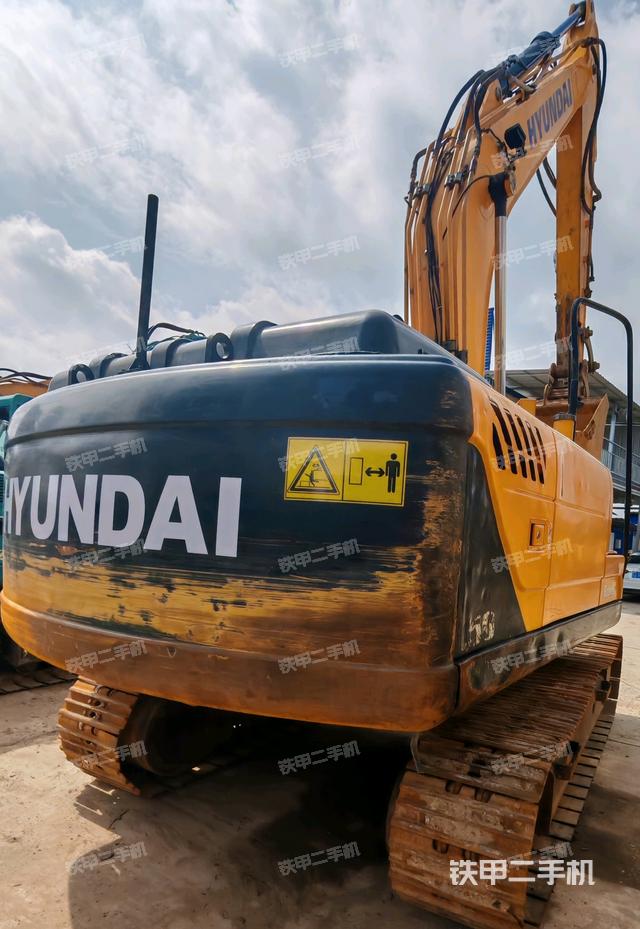 現(xiàn)代R130VSN挖掘機(jī)
