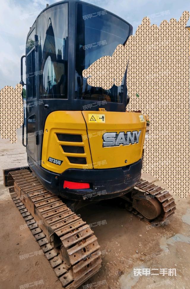 驾驶室顶部（整机外观）